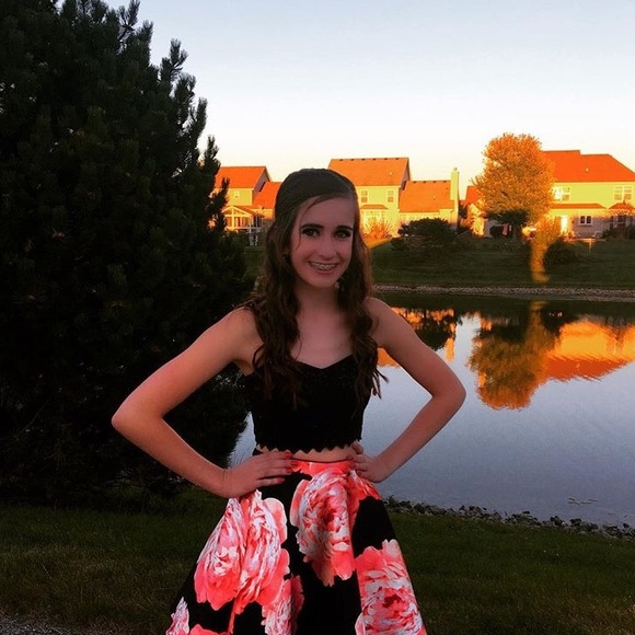 Meet your Posher, Ashlin - Picture 1 of 1